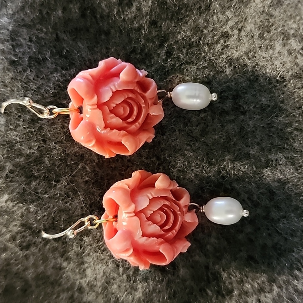 Beautiful Pink Coral Roses with Suspended Pearls